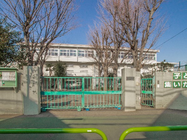 東久留米市学園町2丁目　新築一戸建て　5590万円　3号棟